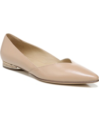 Naturalizer Havana Womens Pointed Toe Flats In Crème Brulee Leather