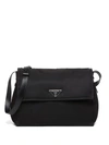 Prada Re-nylon Large Padded Shoulder Bag In Schwarz