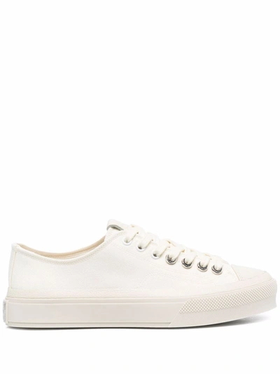 Givenchy Lace-up Low-top Sneakers In Weiss
