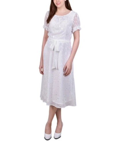 NY COLLECTION PETITE SHORT SLEEVE BELTED SWISS DOT DRESS