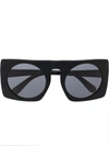 Stella Mccartney Square-frame Sunglasses In Schwarz