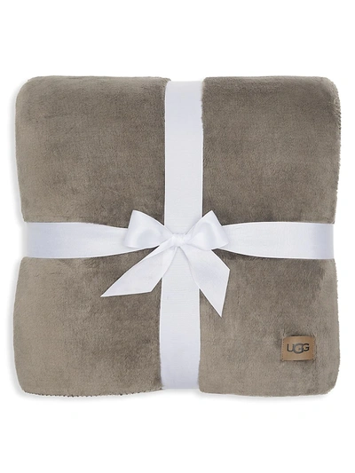 Ugg Whitecap Throw Blanket In Light Fawn