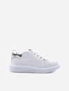 LOVE MOSCHINO LEATHER SNEAKERS WITH CONTRASTING HEEL TAB,JA15284G1DIA6 -10A