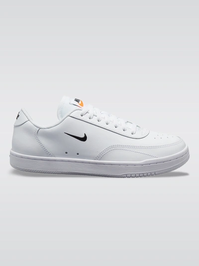 Nike Court Vintage Sneaker In White,black Total Orange