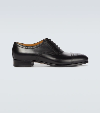 Gucci Brogue Derby Shoes In Black