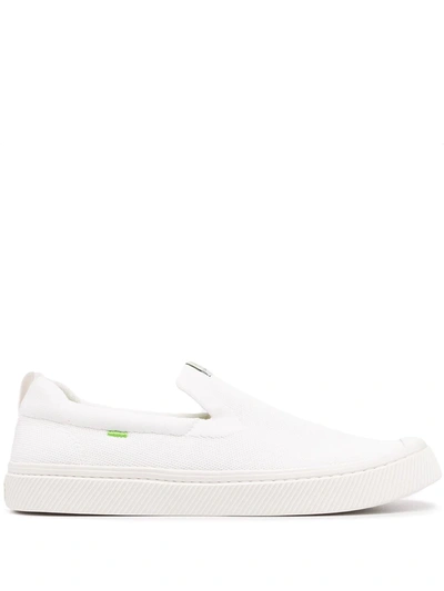 Cariuma Ibi Slip-on Knit Sneakers In Weiss