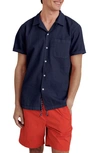 Alex Mill Short Sleeve Seersucker Button-up Camp Shirt In Midnight Navy