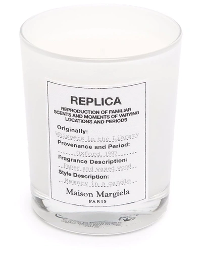 Maison Margiela Replica Whispers In The Library Scented Candle In 白色