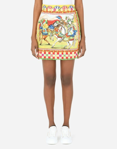 DOLCE & GABBANA ハタフライフレムサンクラス 0DG44940 313303 ブルーのガールズ BUTTERFLY サングラス | Dolce&Gabbana®