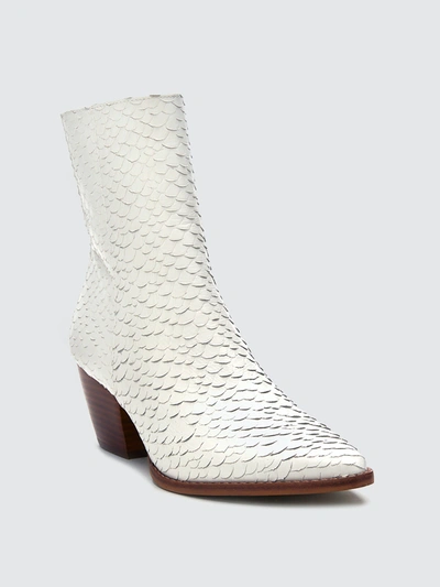 Matisse Caty Boot In White Natural1