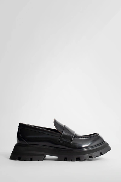 Alexander Mcqueen [热卖单品] Wander 皮质乐福鞋 In Black