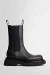 Bottega Veneta Chelsea Leather Ankle Boots In Black