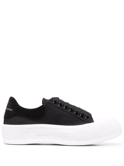 Alexander Mcqueen Tread Slick Chunky-sole Trainers In Black