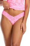 Hanky Panky 'signature Lace' Low Rise Thong In Glo Pink