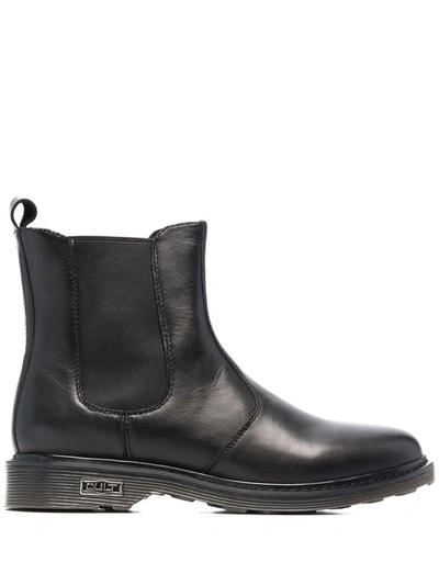 Cult Logo-plaque Leather Ankle Boots In Schwarz