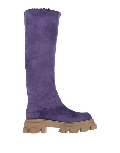 Lerre Knee Boots In Purple