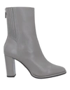Lola Cruz Ankle Boots In Grey