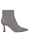 Lola Cruz Ankle Boots In Grey