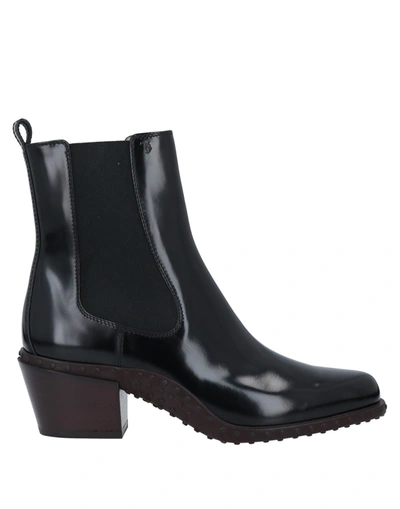 Tod's Ankle Boots In Black