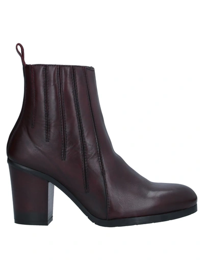 Lilimill Ankle Boots In Maroon