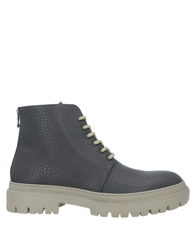 Giovanni Conti Ankle Boots In Grey