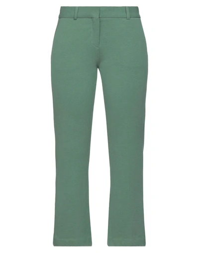 Circolo 1901 Cropped Pants In Green