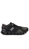 On Cloud X Running Trainers In Black & Asphalt