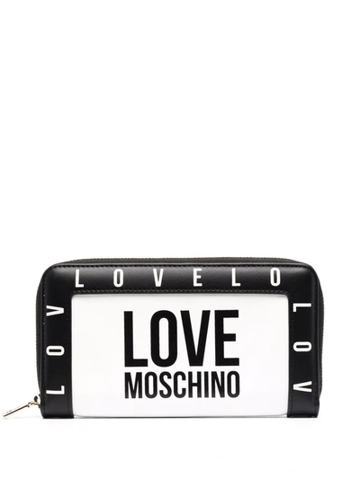 Love Moschino Logo印花拉链钱包 In White
