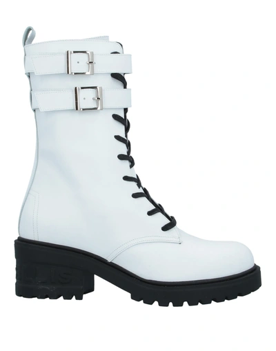 Marc Ellis Ankle Boots In White