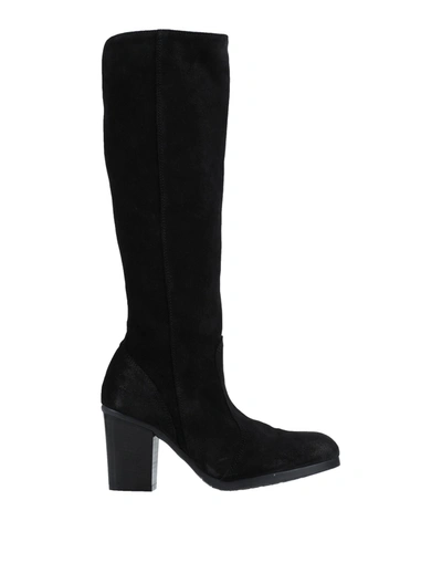 Lilimill Knee Boots In Black