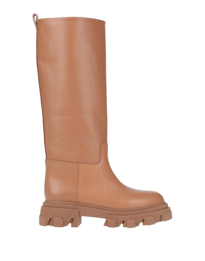 Gia Couture Knee Boots In Camel