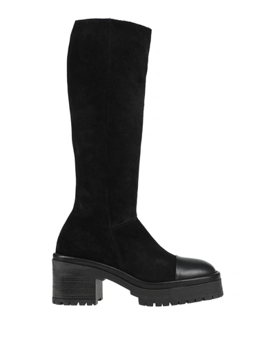 Lilimill Knee Boots In Black