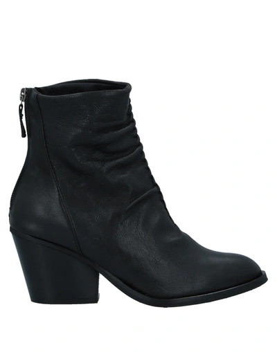 Gaimo Ankle Boots In Black