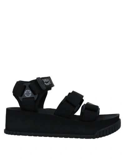 Sha·ka Sandals In Black