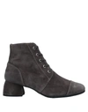 Gaimo Ankle Boots In Lead