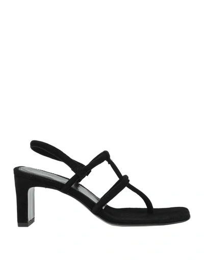 Dorateymur Toe Strap Sandals In Black