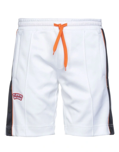 Australian Shorts & Bermuda Shorts In White