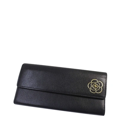 Pre-owned Chanel Black Leather Camellia Long Flap Wallet