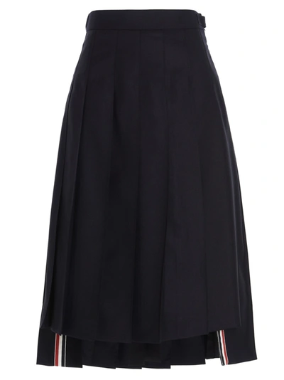 Thom Browne Rwb Stripe Pleated Midi Skirt In Navy