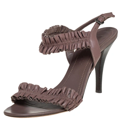 Pre-owned Burberry Brown Leather Ruffle Sandals Size 37