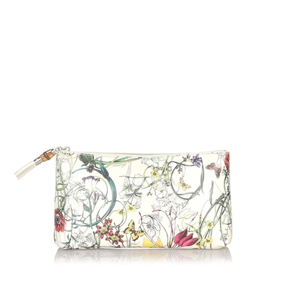 Pre-owned Gucci Bamboo Flora Canvas Pouch In White
