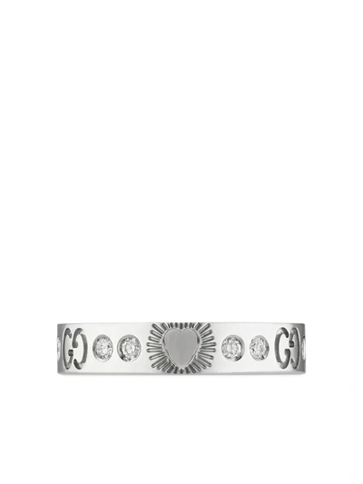 Gucci 18kt White Gold Icon Hearts Diamond Ring In Silber