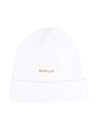 Moncler Babies' Ribbed Knit Logo-patch Beanie In White