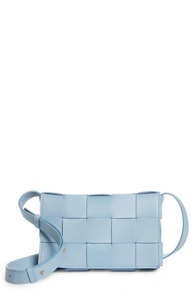 Bottega Veneta Intrecciato Leather Crossbody Bag In Blue/ Ice Gold