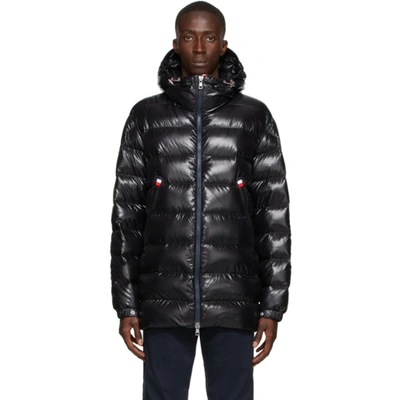 Moncler Courcillon Water Resistant Down Puffer Jacket In 黑色