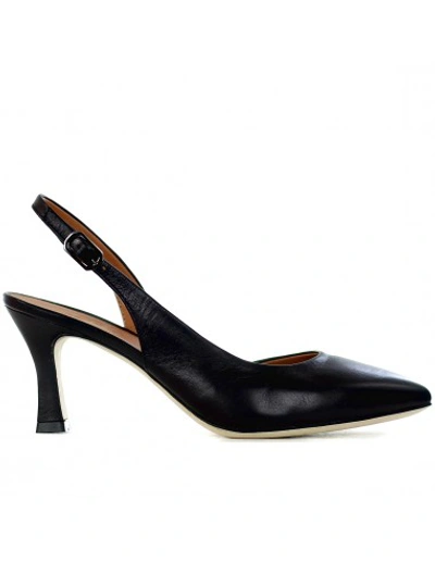 Aerea Décolléte With Heel Strap In Black