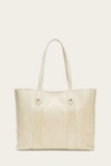 The Frye Company Melissa Shopper In Parchment