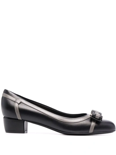 Ferragamo Vara Bow 30mm Pumps In Schwarz