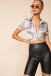 Superdown Jenela Twist Front Shirt In Cream & Black