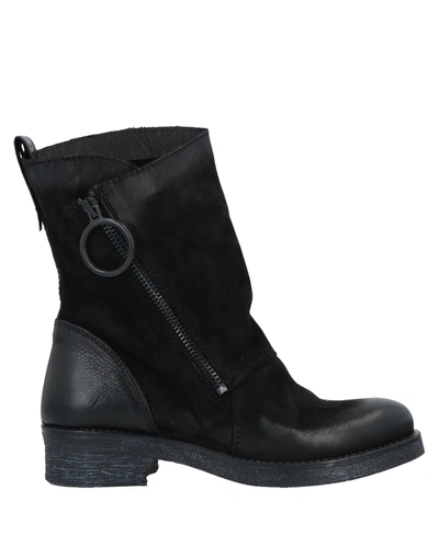Metisse Ankle Boots In Black